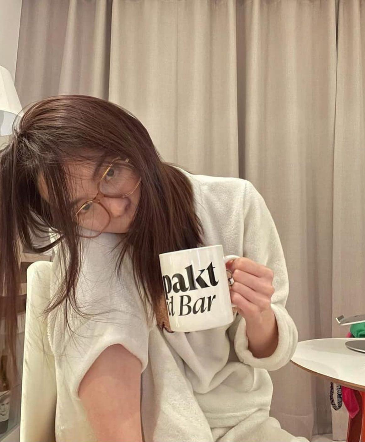 단아 분위기@수미언니 일상💛🤍 이미지8