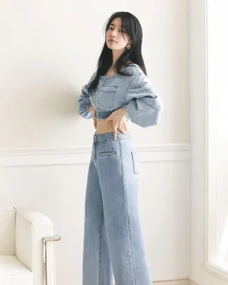 수지언니 심쿵 데님룩❤️💙@예뻐
게스 신상 데님과 함께한 DOTD(Denim of the Day)👖 #광고 이미지