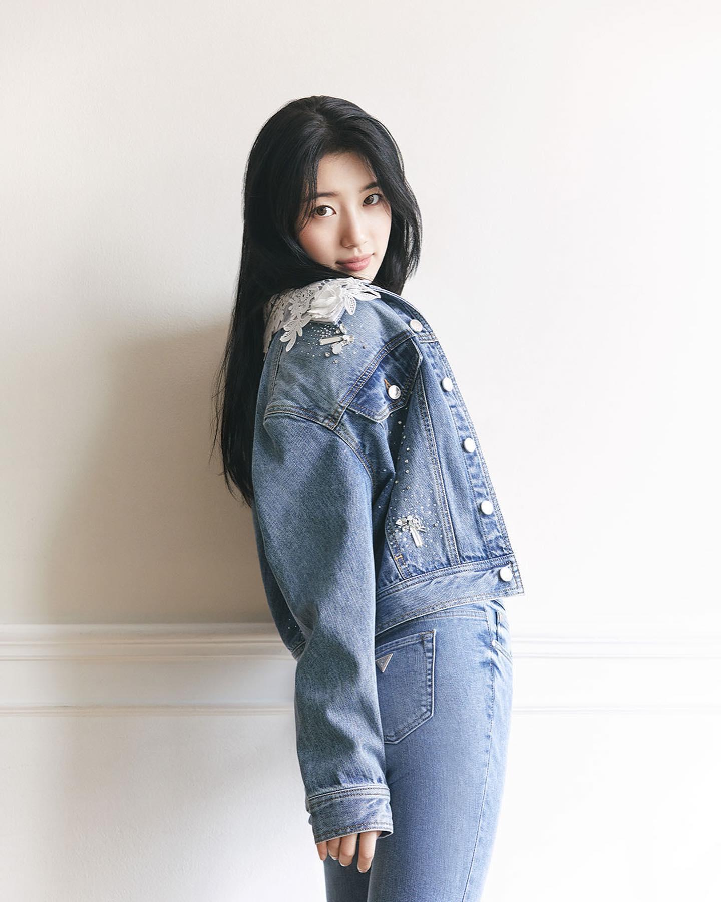수지언니 심쿵 데님룩❤️💙@예뻐
게스 신상 데님과 함께한 DOTD(Denim of the Day)👖 #광고 이미지5