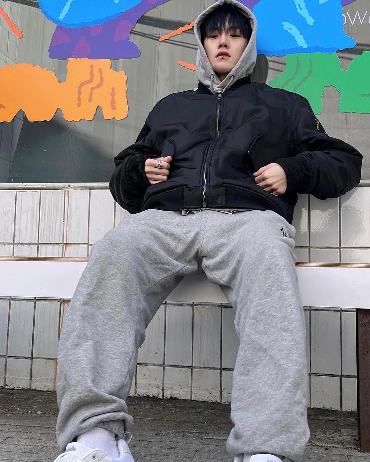 봄 코디에 스트릿무드🔥🤍@추가
요즘 힙한 믹스 코디에 자주보는😎🎧 엄브로 스토니 #광고 이미지3