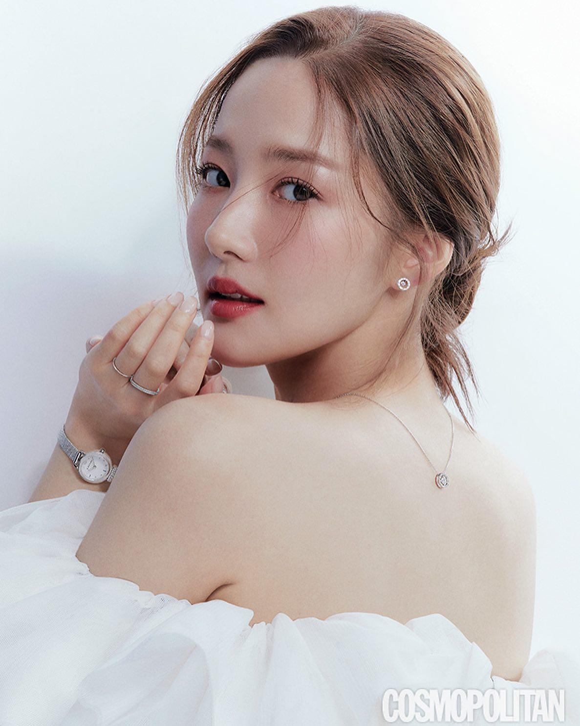 봄 주얼리룩🌹❤️예쁜언니@참고
박민영 x 제이에스티나💎세련미 예쁘다 #광고 이미지6