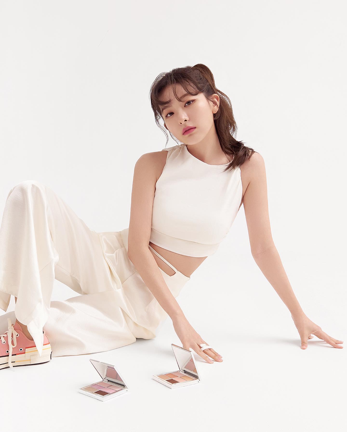 봄을 담은 어뮤즈 x 슬기🤍🌸
아이 비건 쉬어 팔레트로 투명광✨💎@도전해볼까?! #광고 이미지7