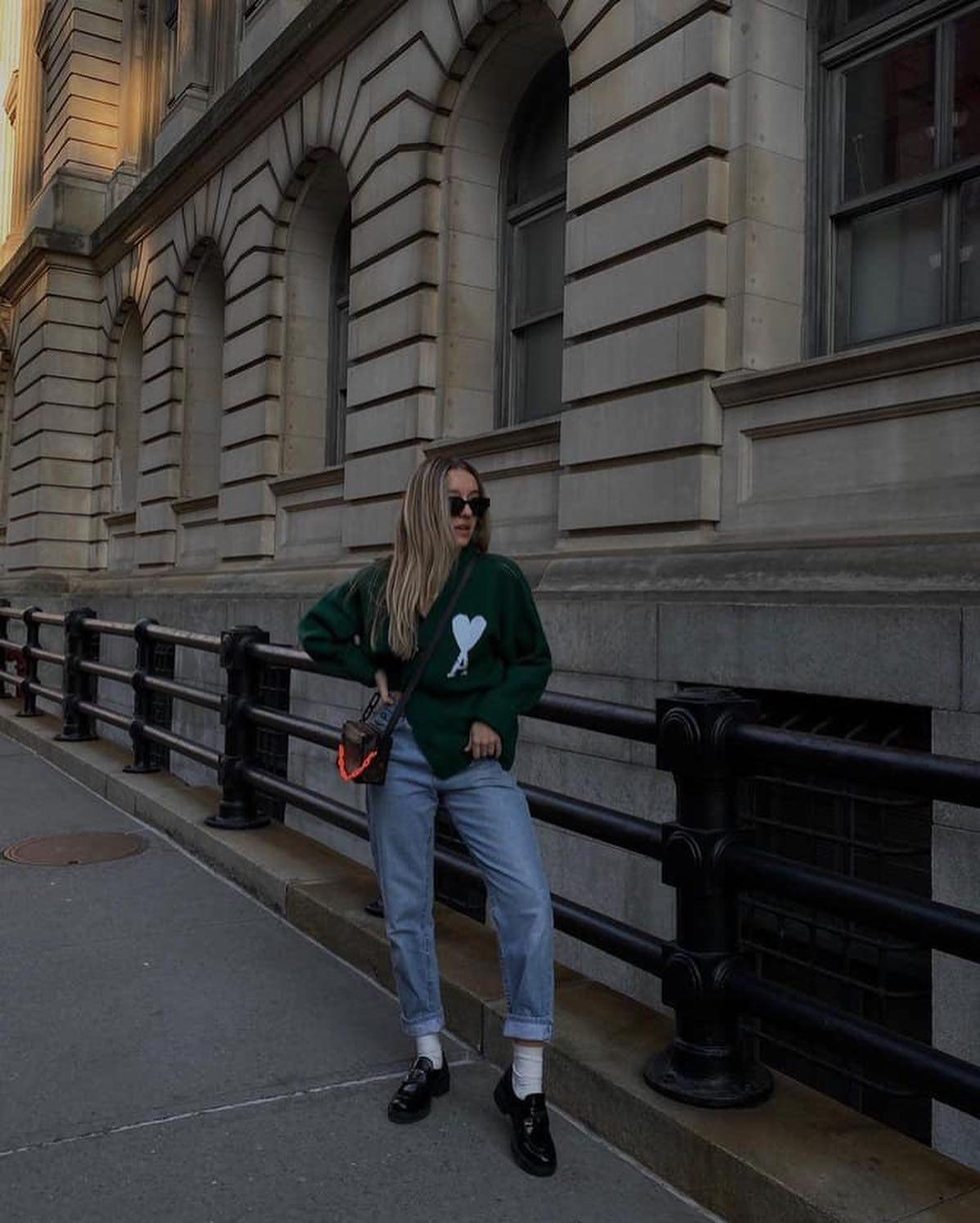 귀여운 하트 로고❤️🤍@아미 이미지2