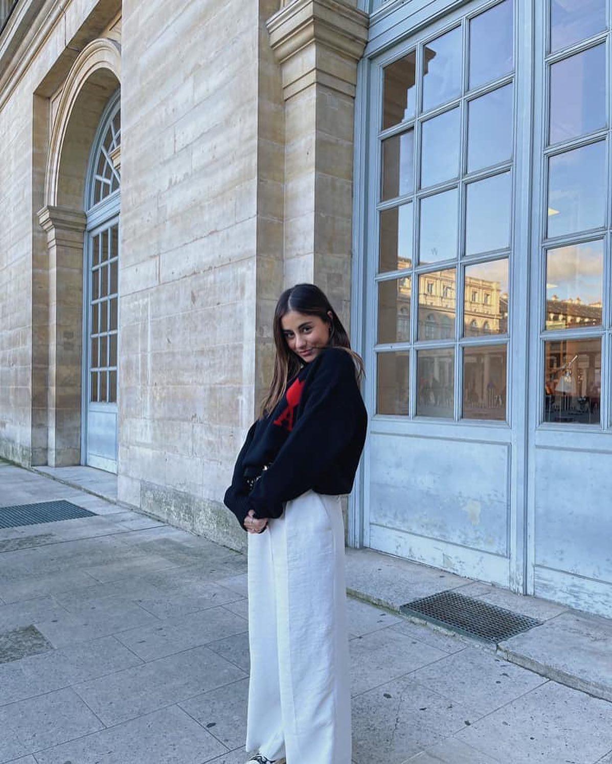 귀여운 하트 로고❤️🤍@아미 이미지6