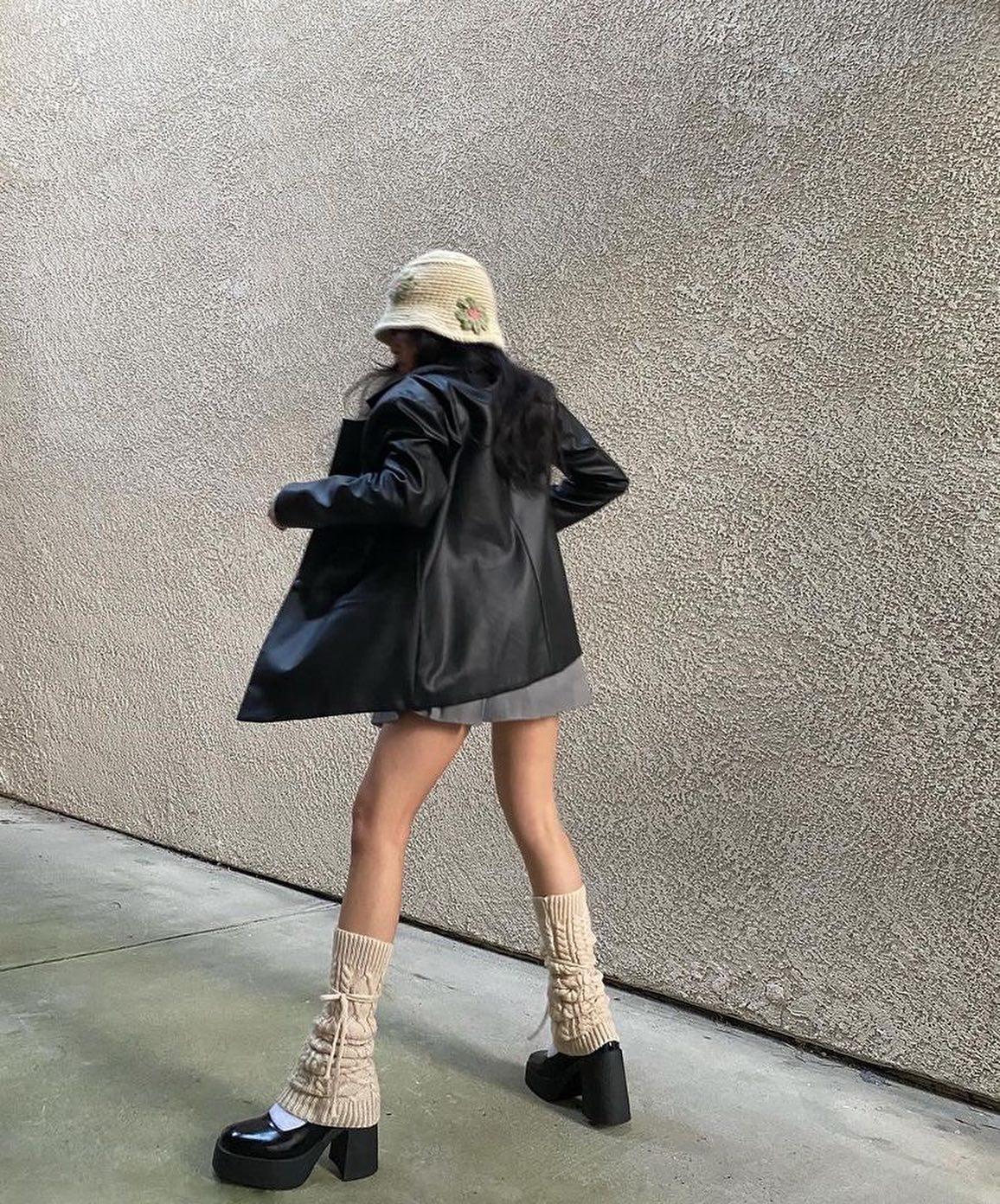 레그 워머가 필요해 🧦🤍 이미지2