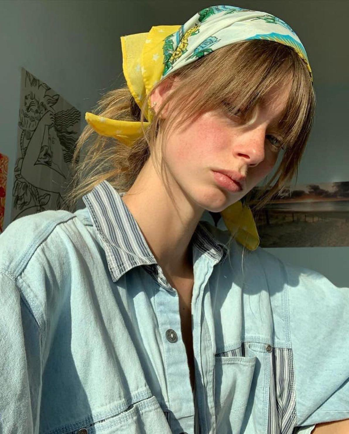 스카프로 분위기 챙겨🖤🤍 이미지8