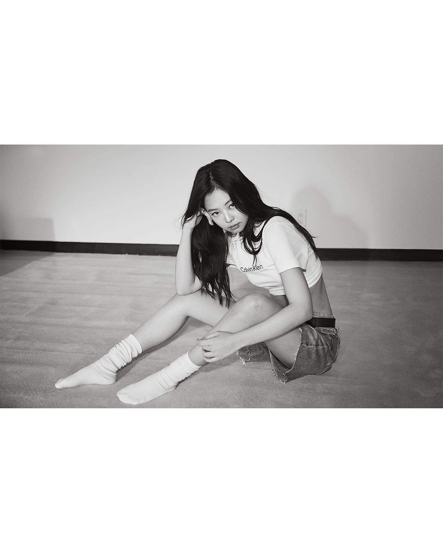 클래식한 제니 청바지룩🖤🤍참고
캘빈클라인 x 제니 22SS👖👙🔥 올 투게더! @같이해 #광고 이미지8