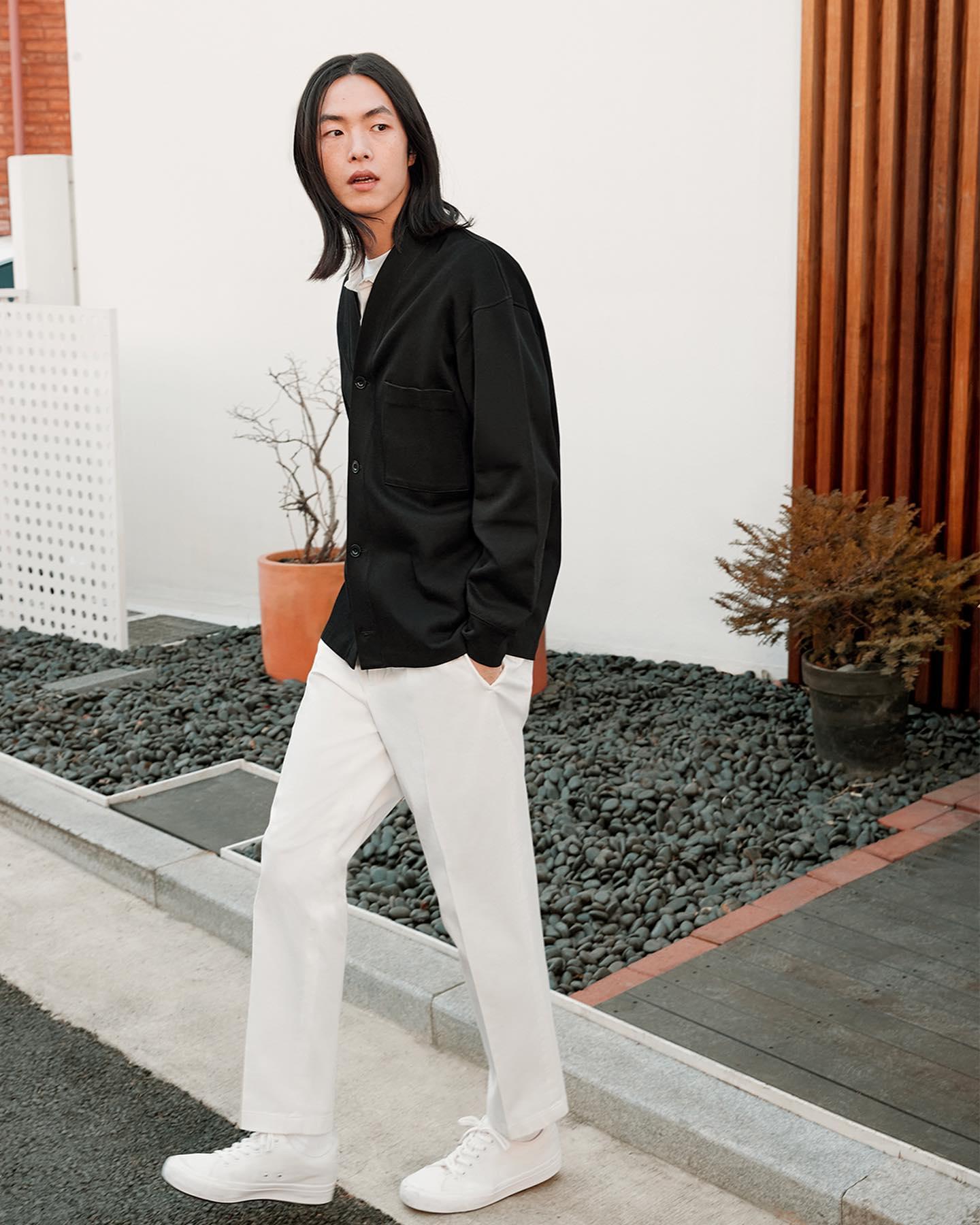 봄처럼 가볍게 새롭게💙🤍@준비
유니클로 2022 봄 캠페인🧥👖데일리룩 참고하장 #광고 이미지7