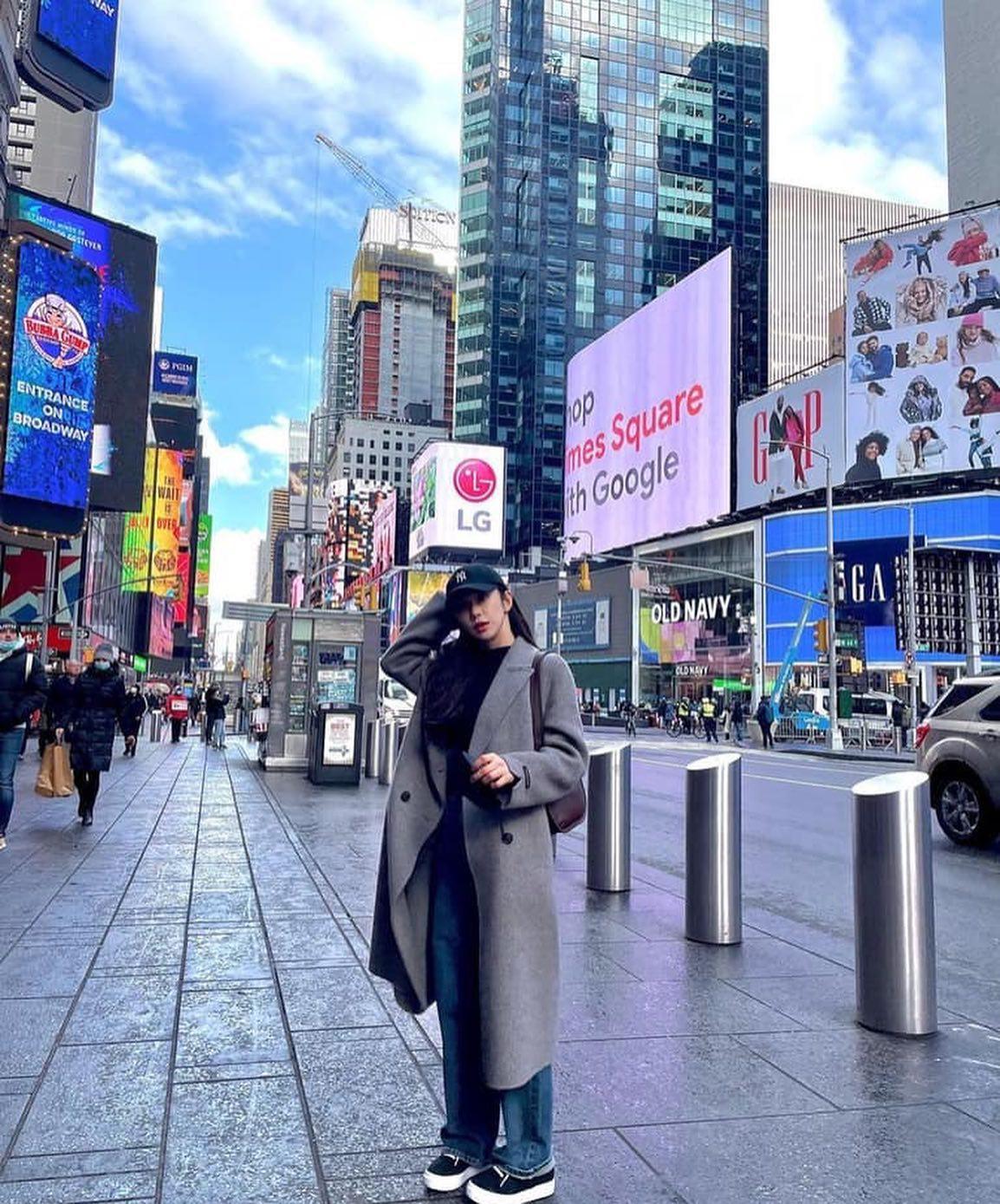 따라 입고픈 이주빈 데일리👼🤍 이미지4