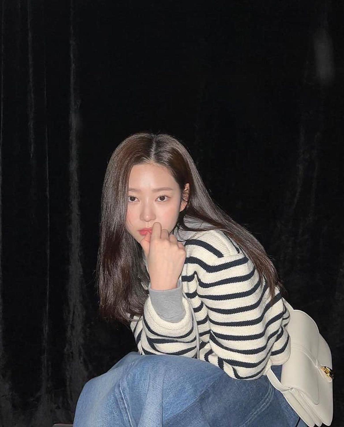 여신 비주얼@김민주 데일리🤍 이미지7