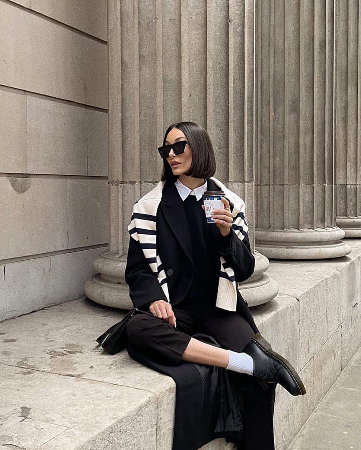 로퍼에 흰양말 조합🤍🖤 이미지5