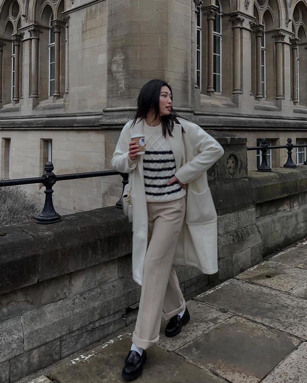 로퍼에 흰양말 조합🤍🖤 이미지7