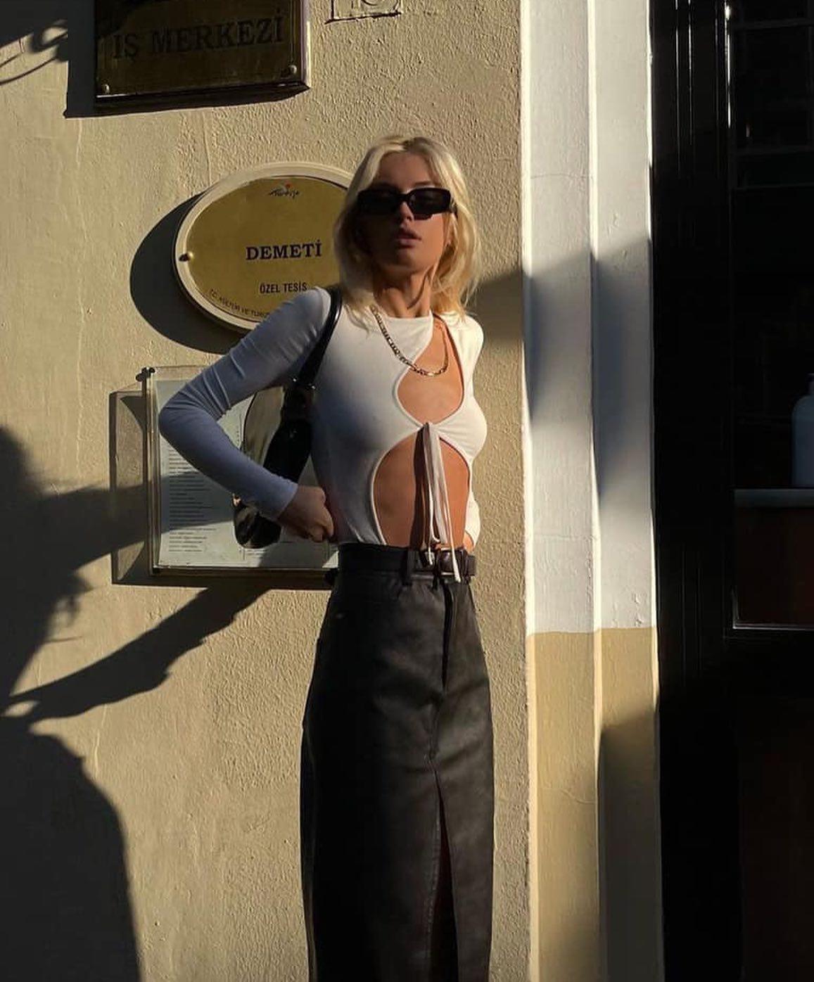 시선강탈 컷아웃 디테일🔥🖤 이미지2