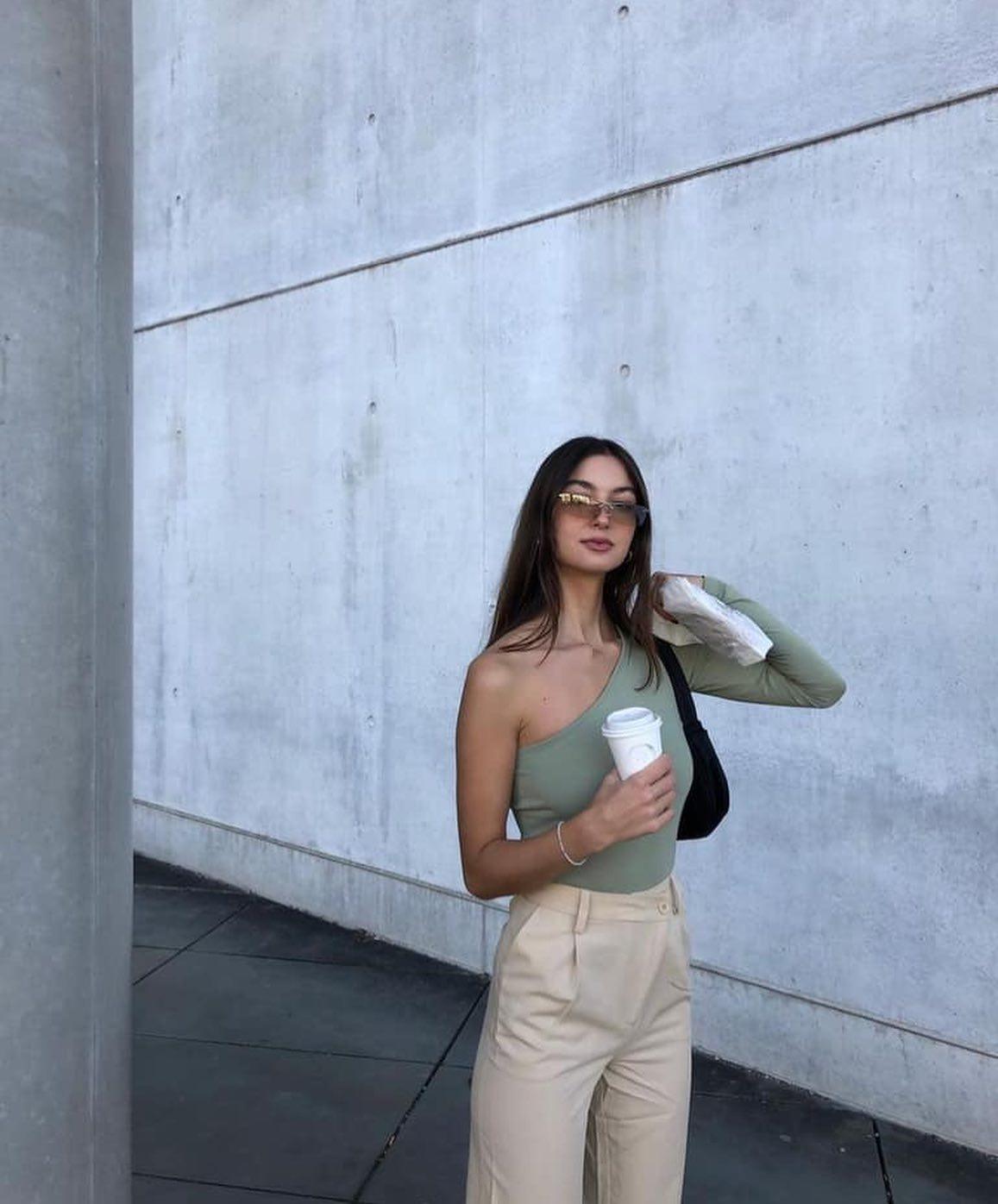 시선강탈 컷아웃 디테일🔥🖤 이미지7