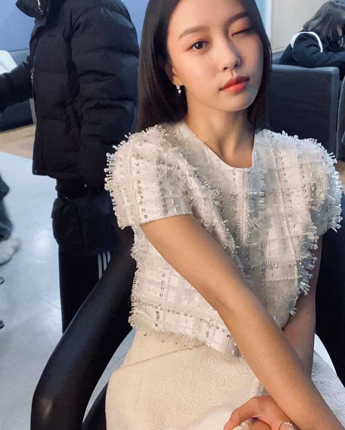 고민시 깔끔&러블리 데일리🤍 이미지5