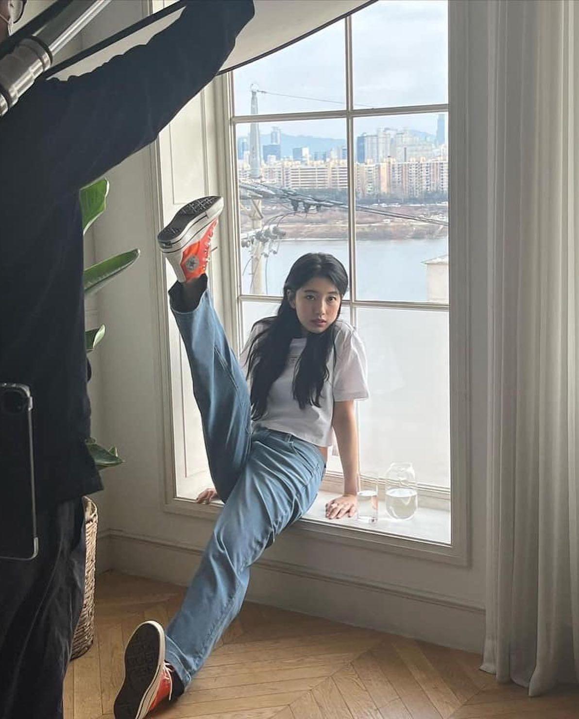 여심도 훔치는 수지 데일리💙 이미지2