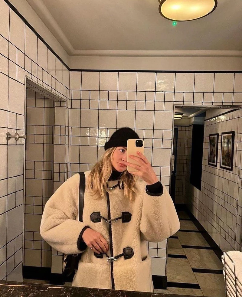 보송보송한 데일리 반코트🪵🤍 이미지1