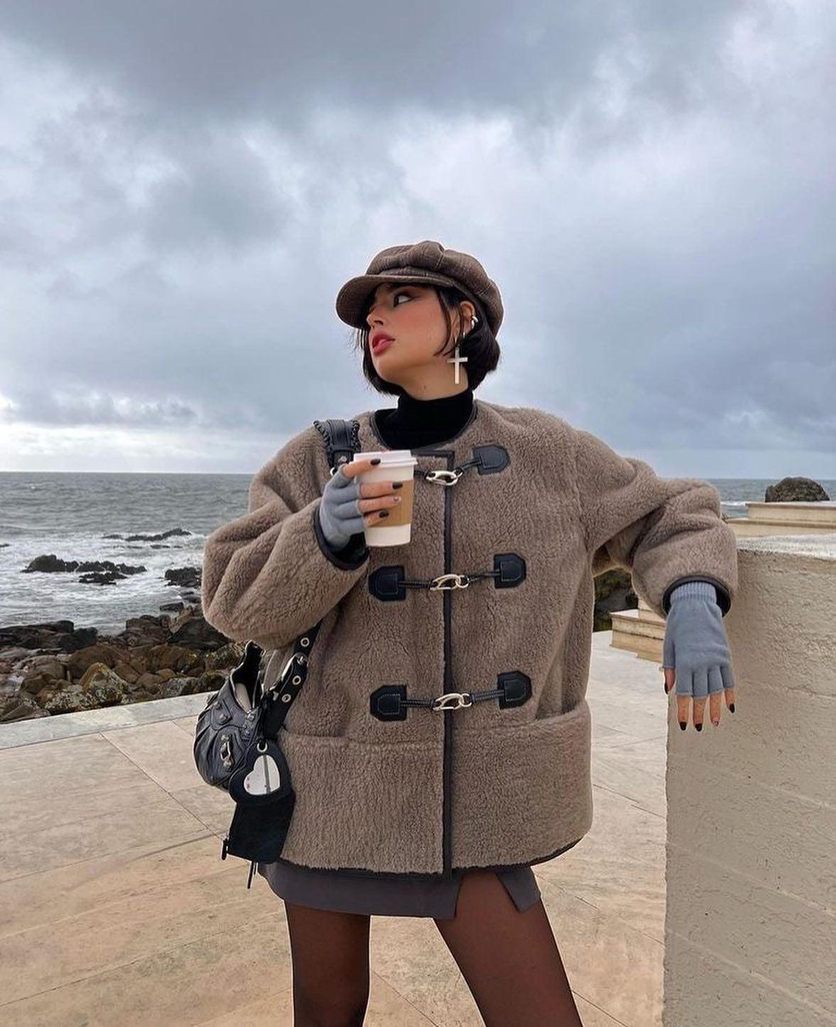 보송보송한 데일리 반코트🪵🤍 이미지2