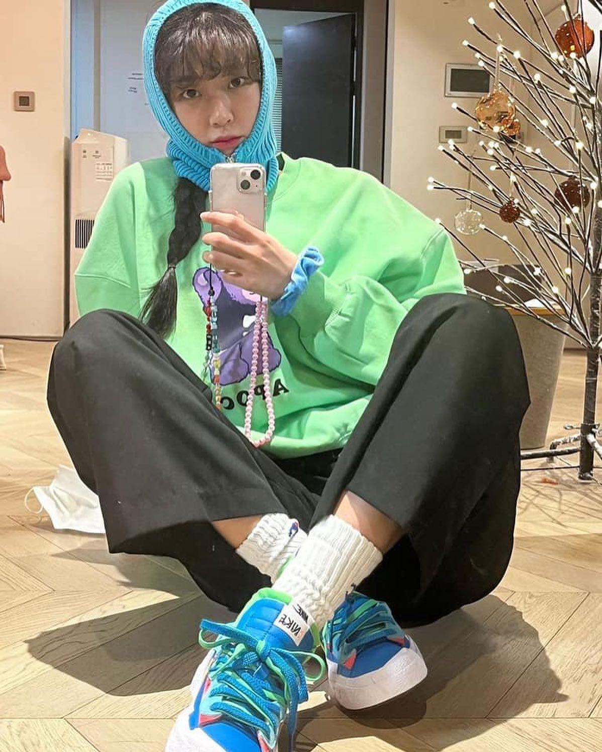 요즘은 땋은게 좋아✨🖤 이미지