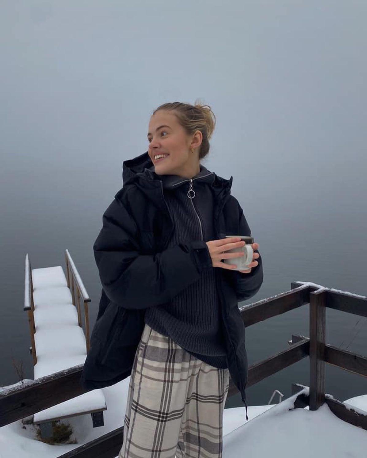 하프집업의 매력🖤 이미지2