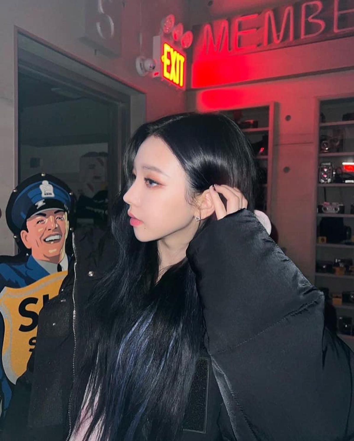 비현실적인 미모@카리나🦋💙 이미지3