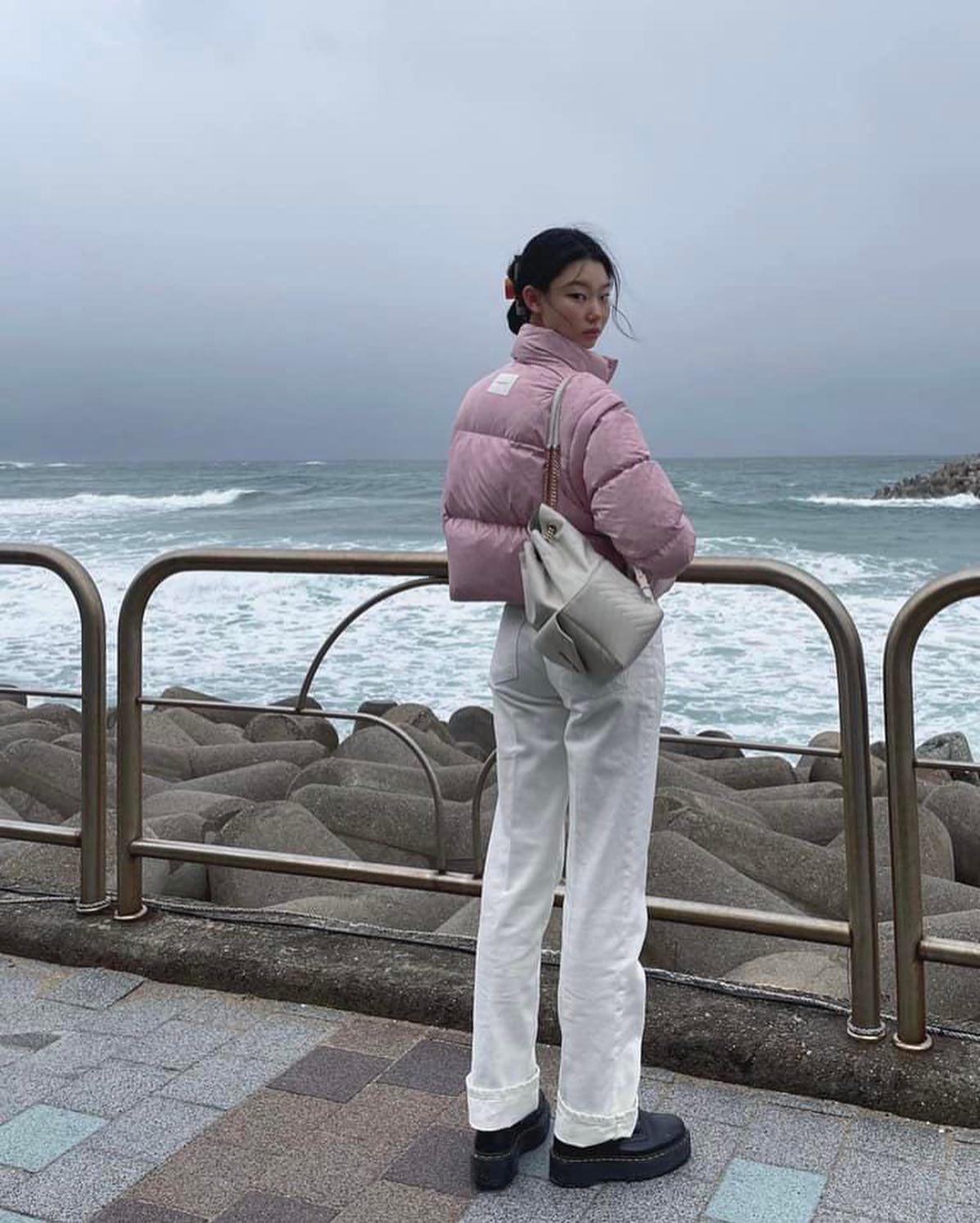 모델의 바지핏@배윤영👖🖤 이미지2