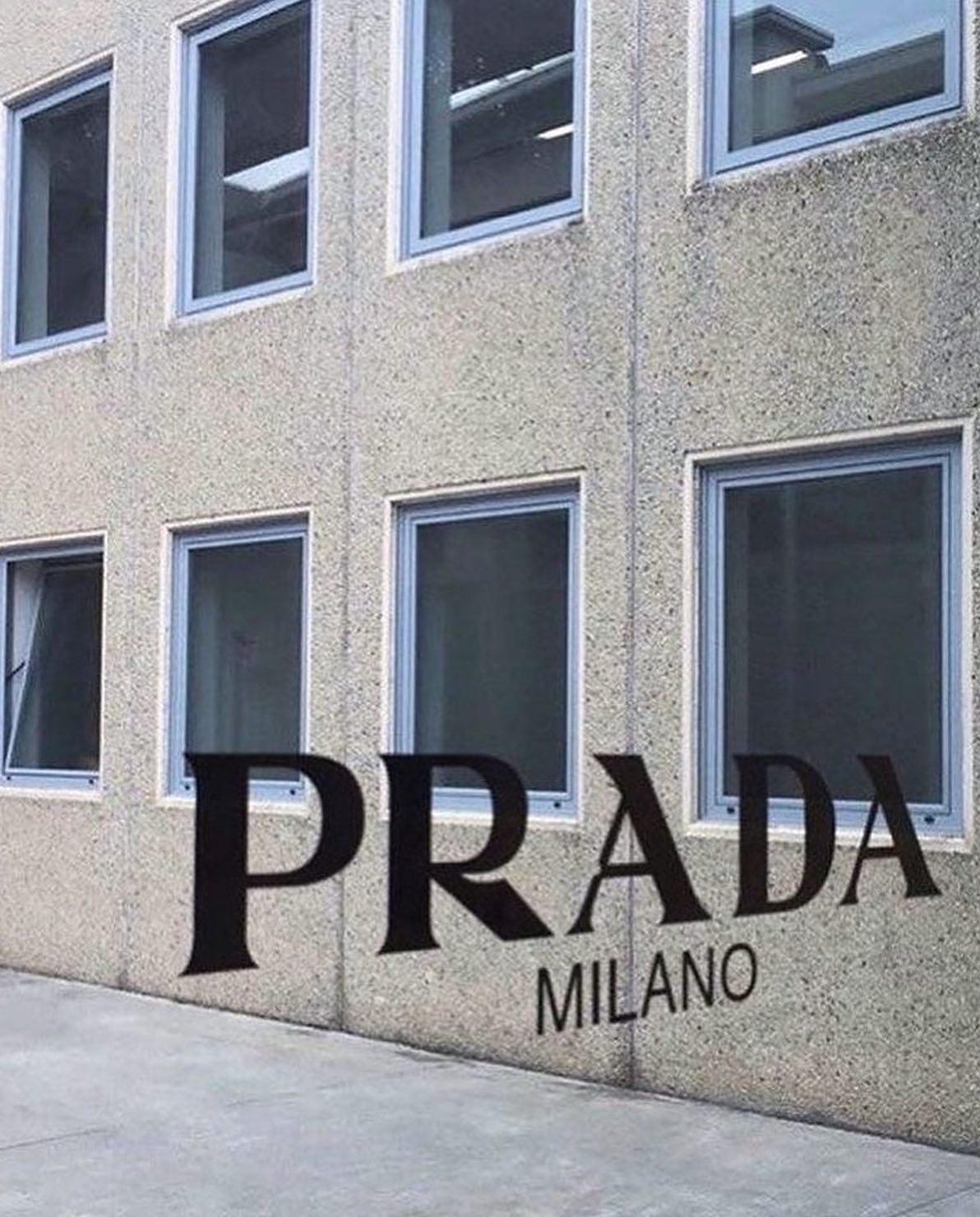 로고만으로 트렌디하게🕶🖤 이미지5