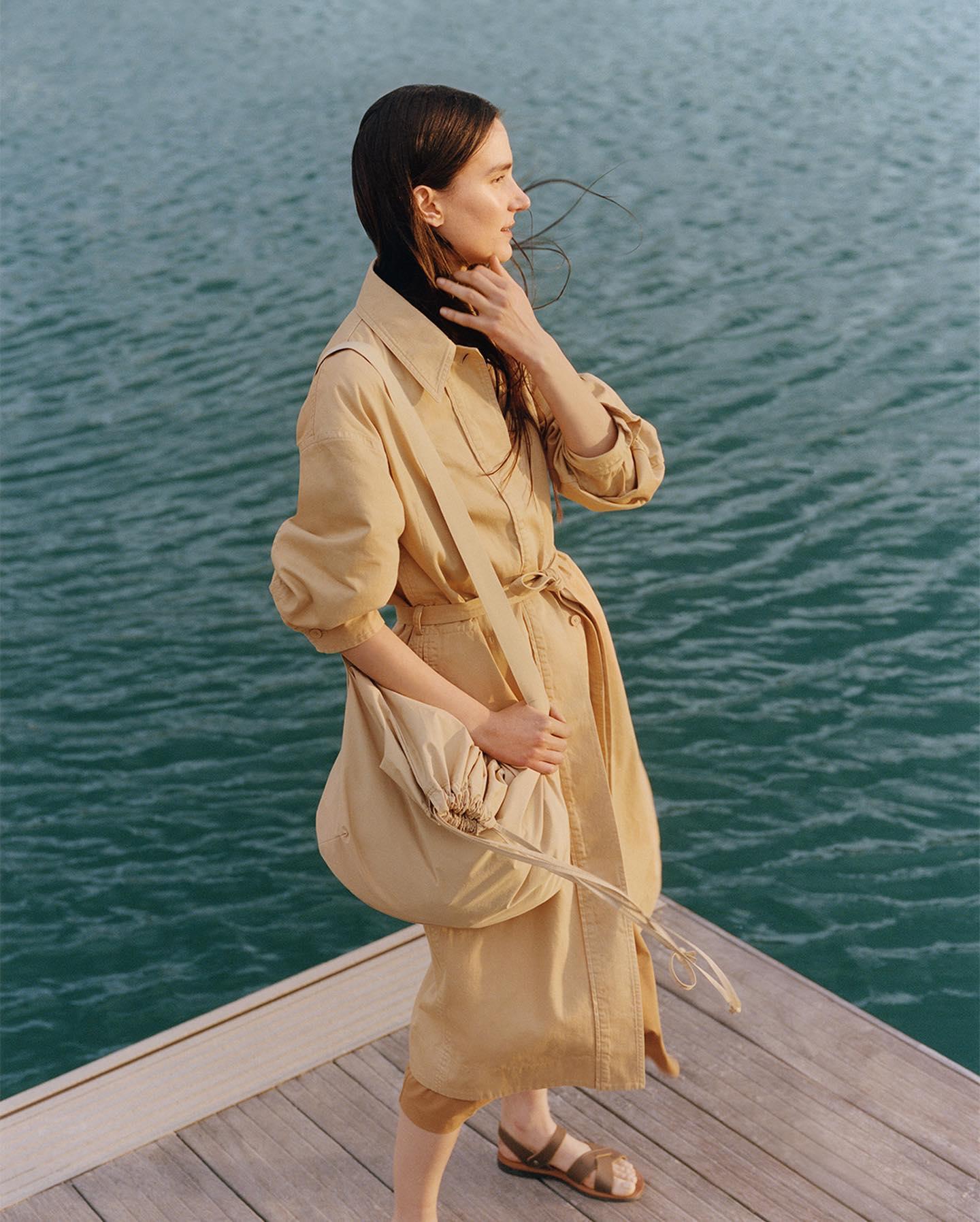 22년 미니멀한 분위기 @완성🌼
Uniqlo U 2022 S/S 💛르메르가 그려낸 컬렉션 #광고 이미지