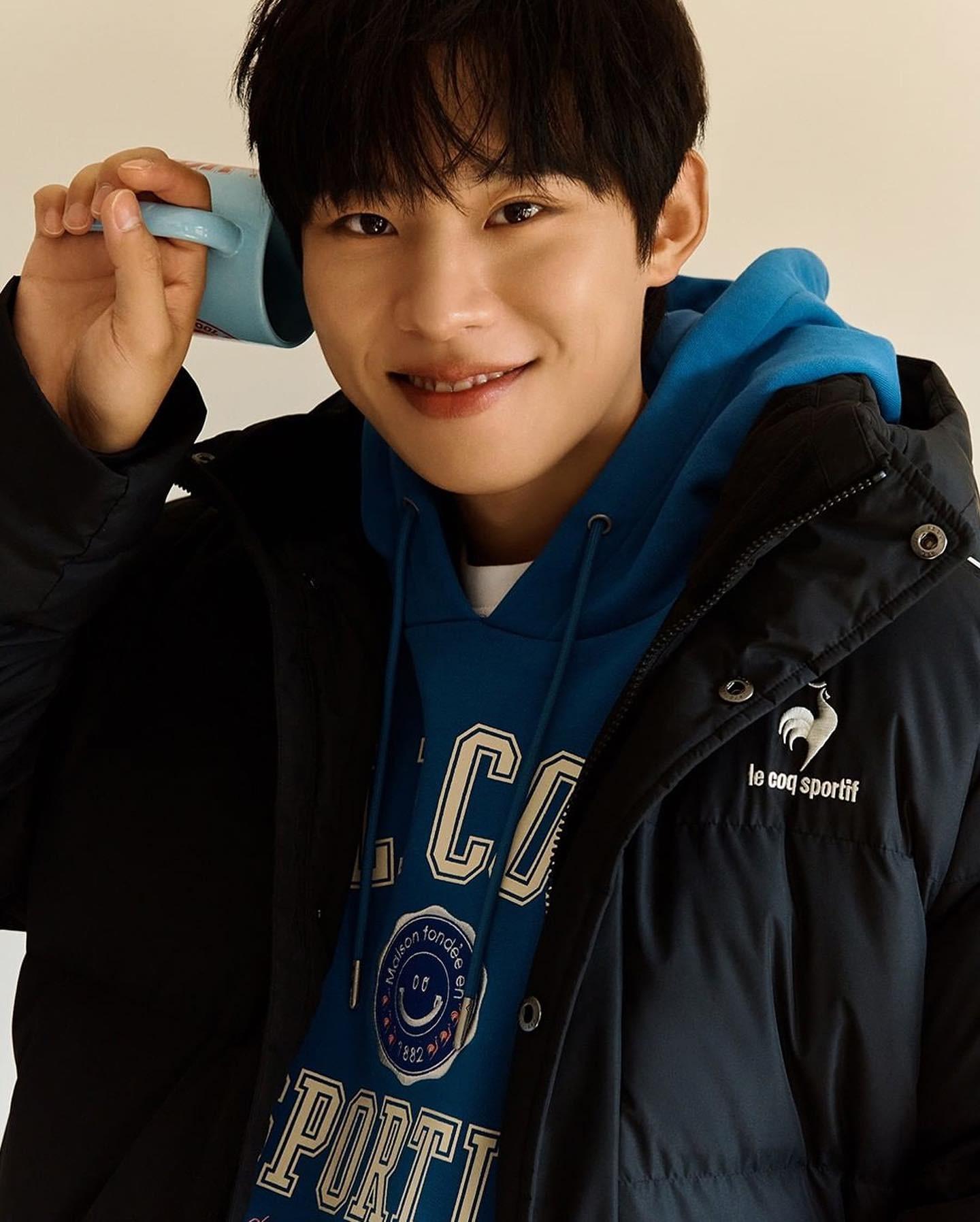 서브병 유발 남친룩🖤🤍@김성철 이미지8