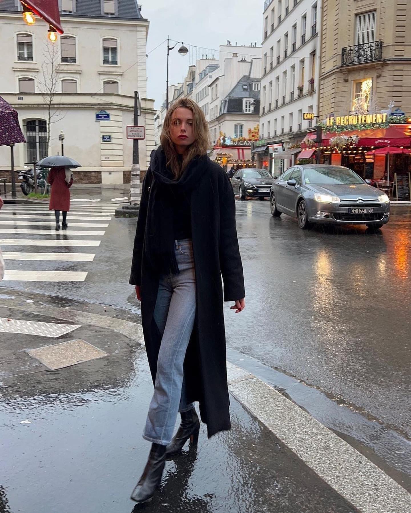 또각또각 걸어볼까? 👠🖤 이미지4