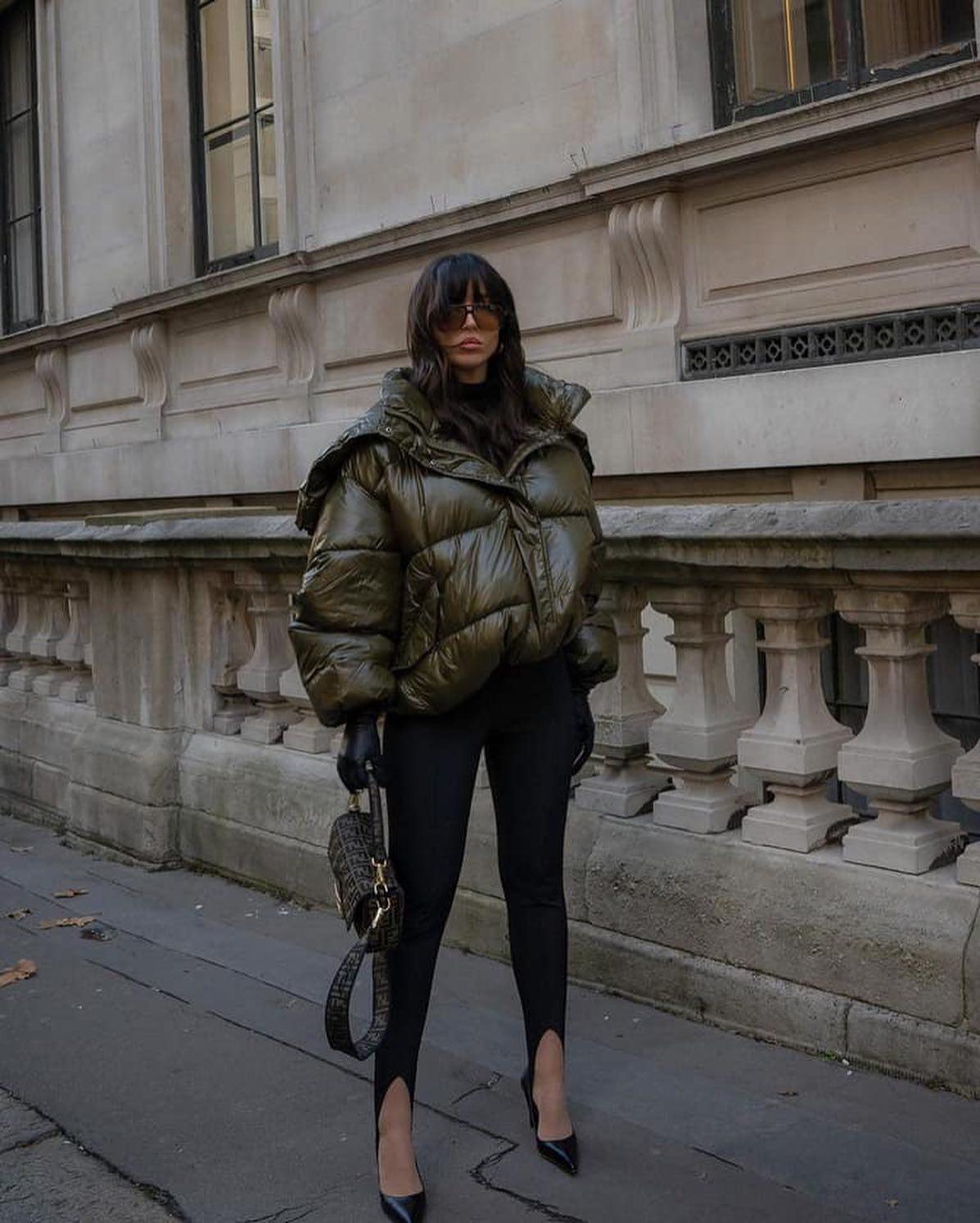 글로시한 패딩이 좋아💛🖤 이미지2