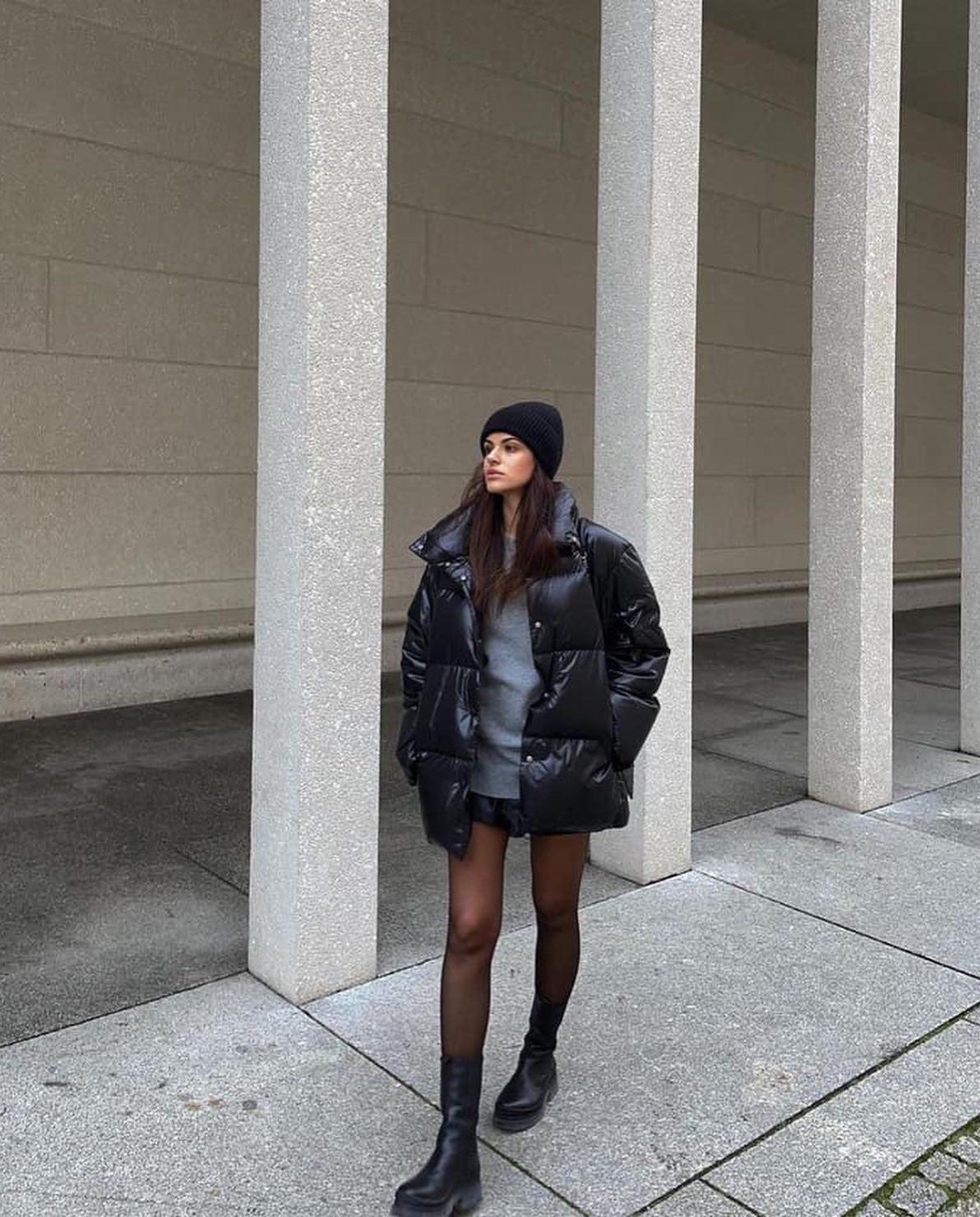 글로시한 패딩이 좋아💛🖤 이미지5