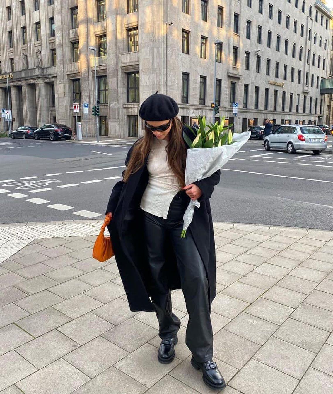 어디에나 베레모👩🏻🎨💐 이미지1