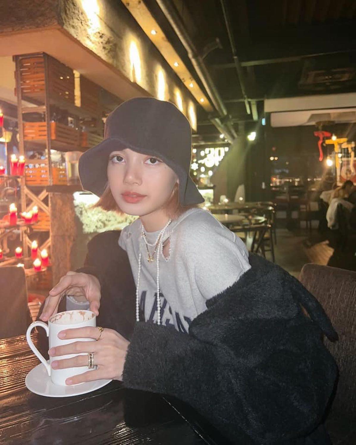세련미 뿜뿜@리사 데일리🤎💗 이미지6