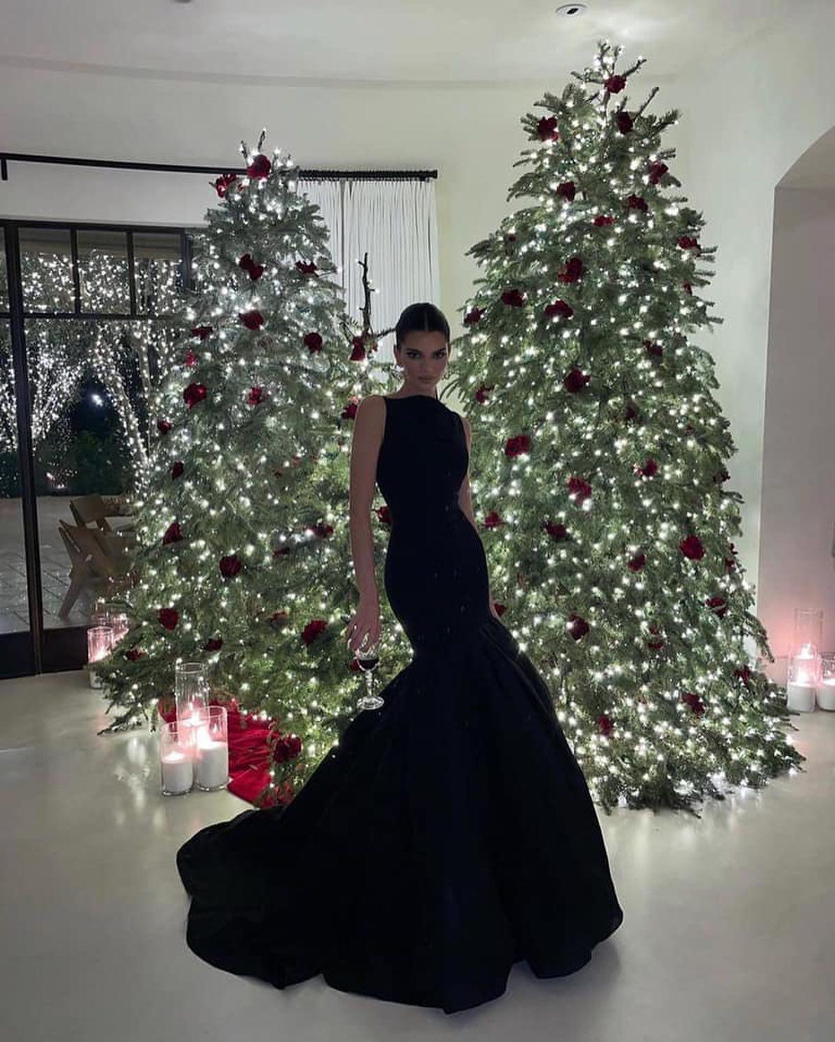 셀럽들의 연말 파티❤️🎄✨ 이미지"