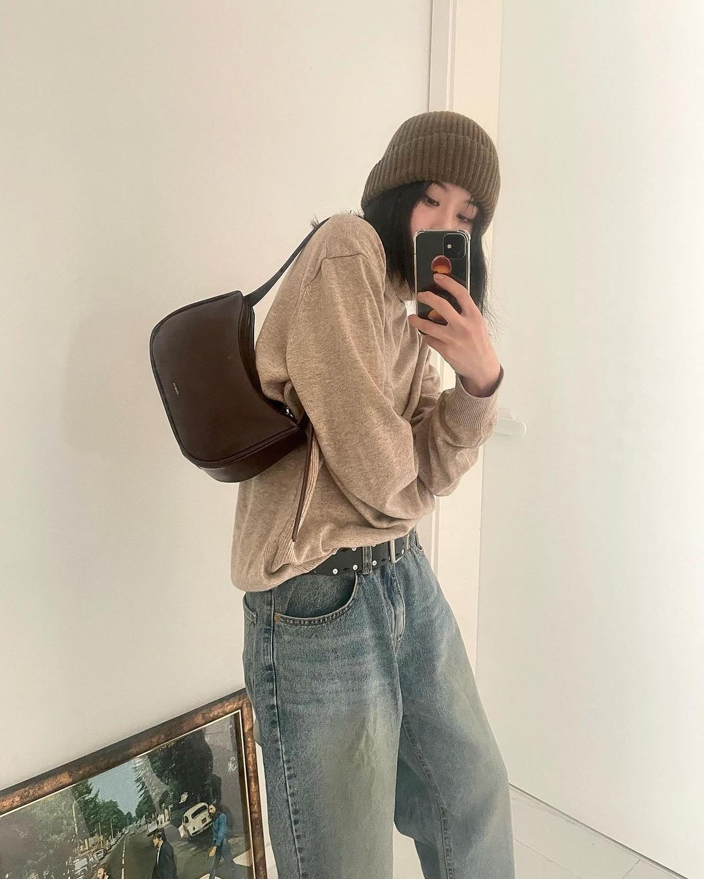 아우터에 착 감겨@보우백미니🤎 이미지7