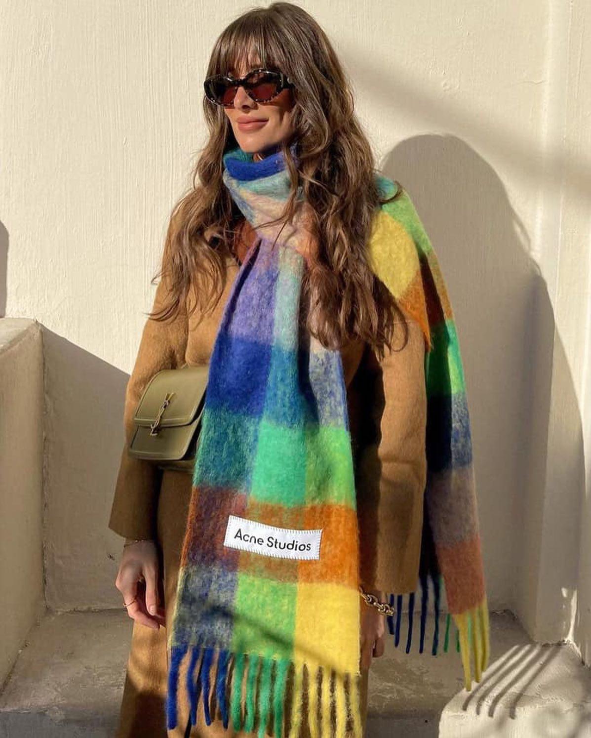 한파엔 목도리 두르기🧣💙🌈 이미지1