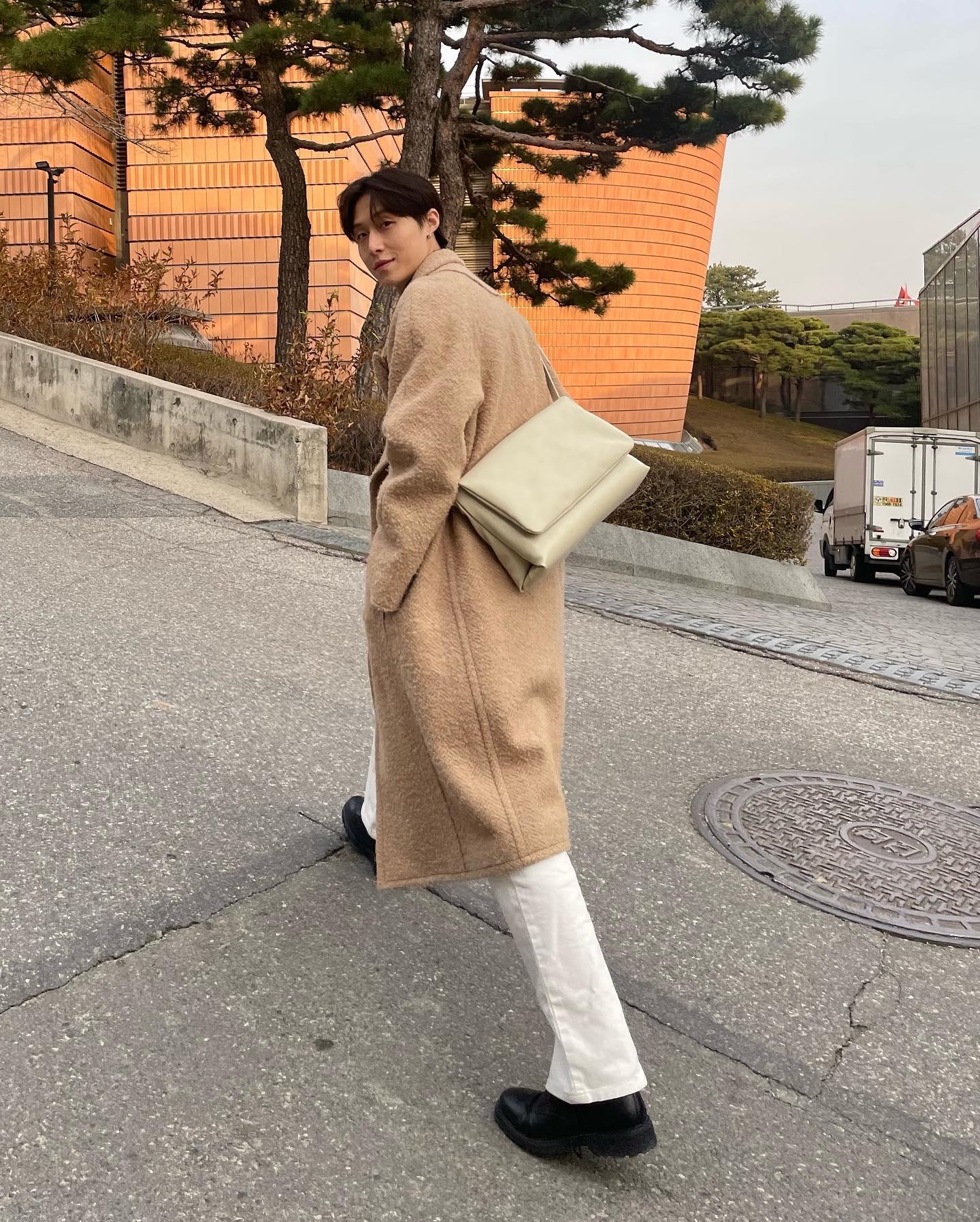 겨울엔 손 따뜻한🤎🤍@크로스백 이미지6