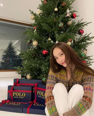 트리 앞 언니들@연말룩🎄❤️ 이미지
