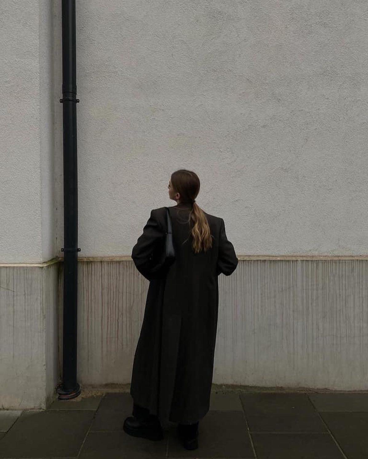 오버핏 코트 룩👀 분위기🤍🖤 이미지2