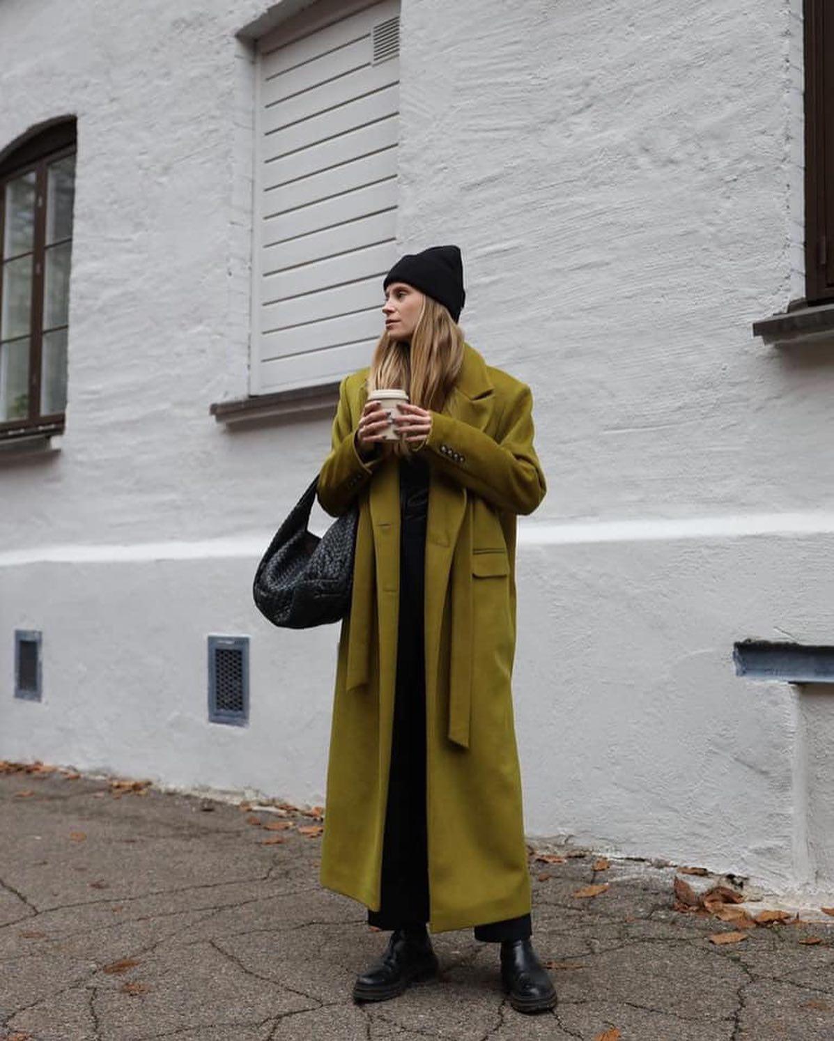 오버핏 코트 룩👀 분위기🤍🖤 이미지3