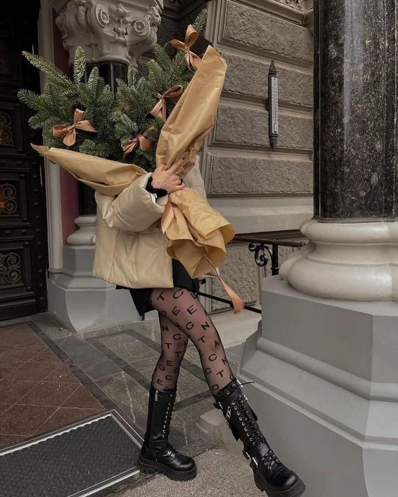 패턴 스타킹으로 패션 완성🎶🖤 이미지1