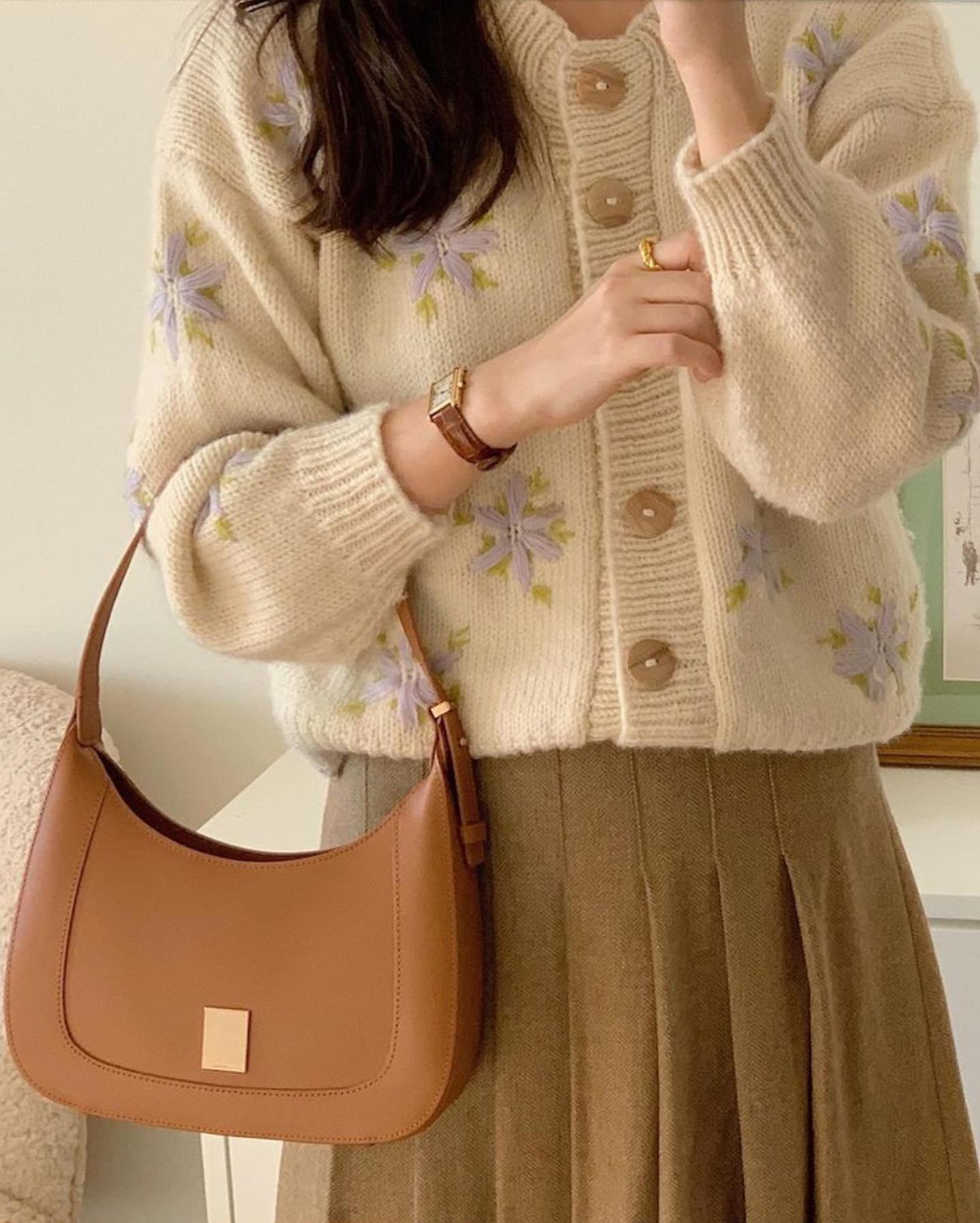 얼죽코들의 최애 @숄더백🧡👜 이미지9