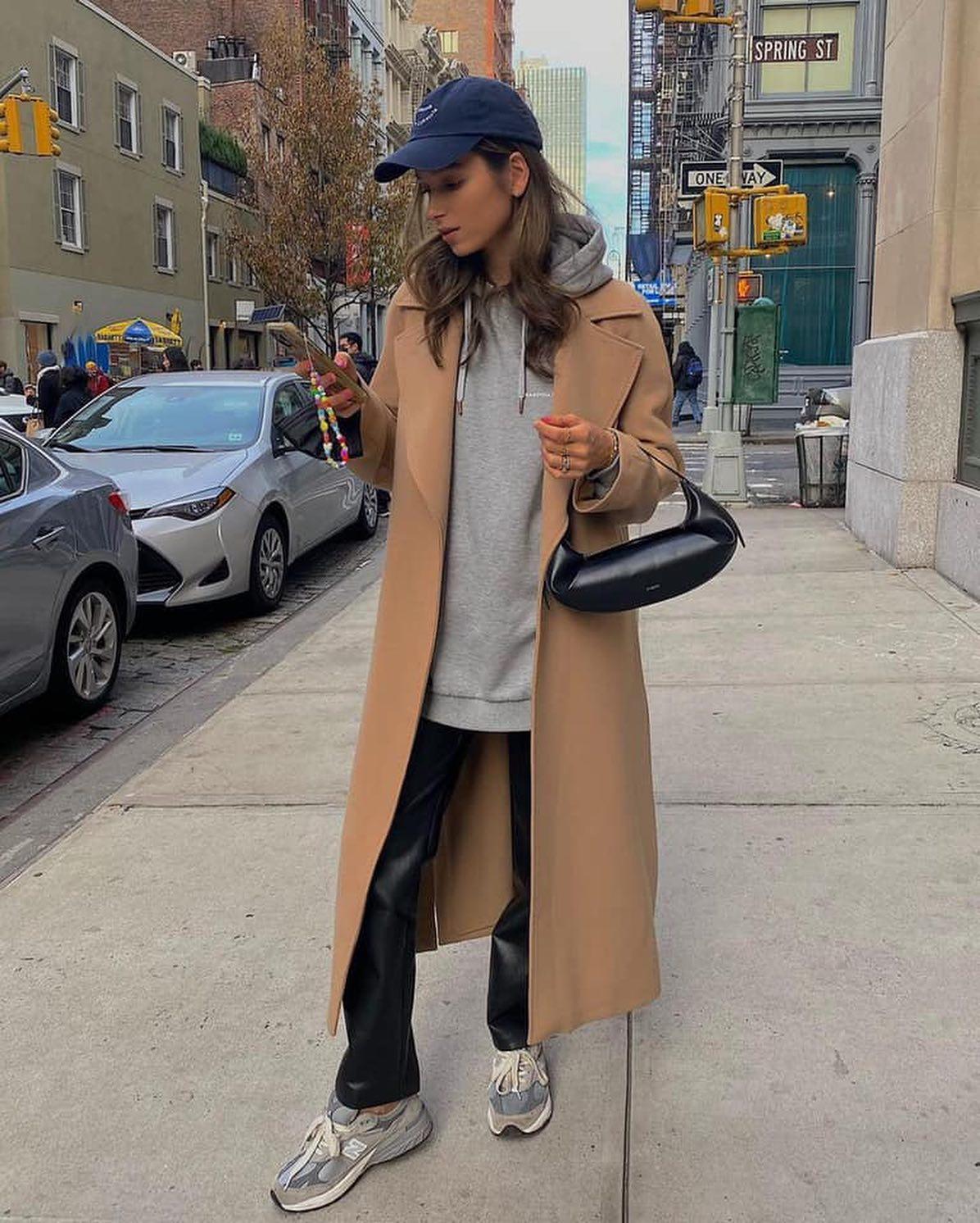 지금 제일 예쁜 카멜코트🧡👀 이미지