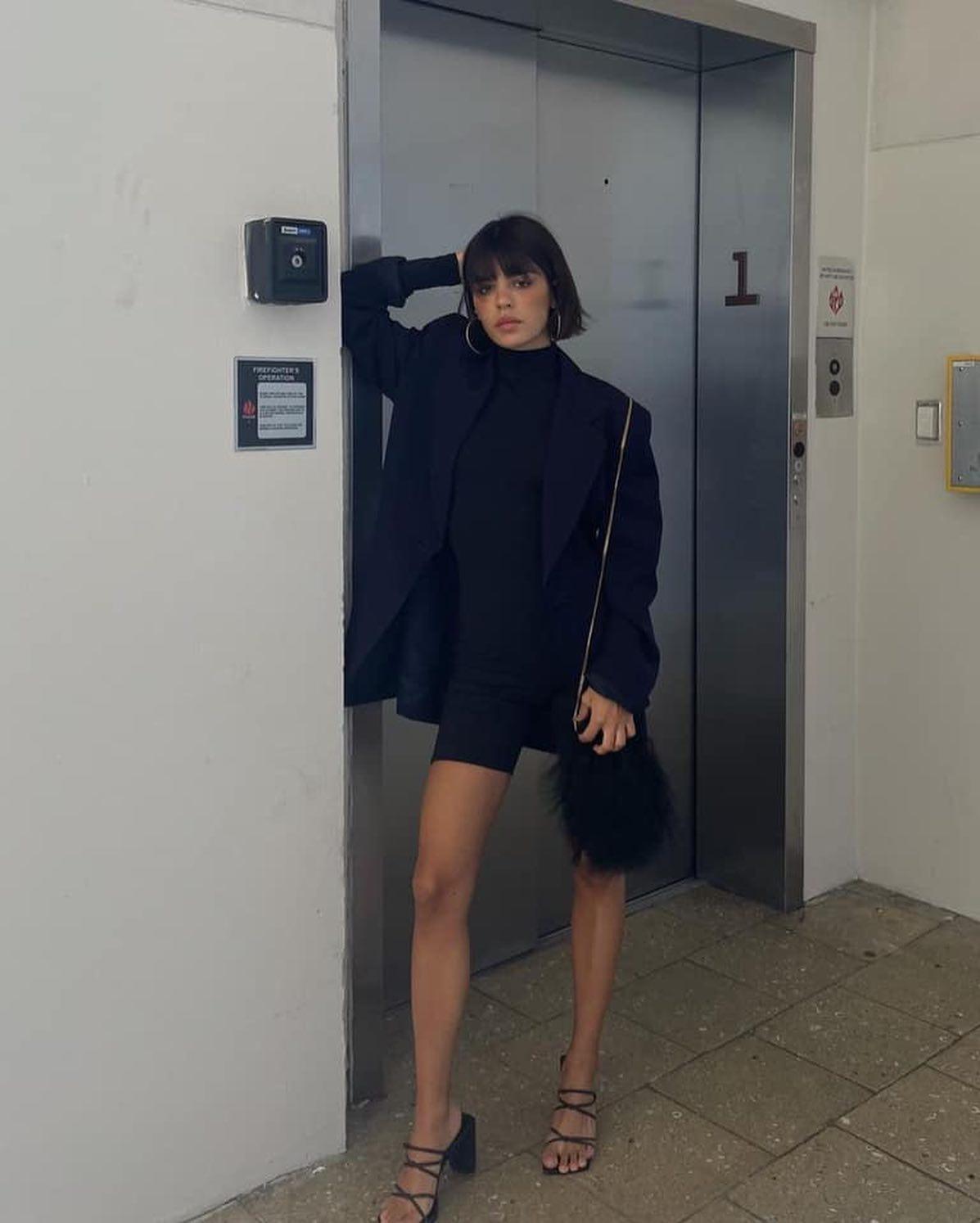 연말은 올블랙으로🖤 이미지5