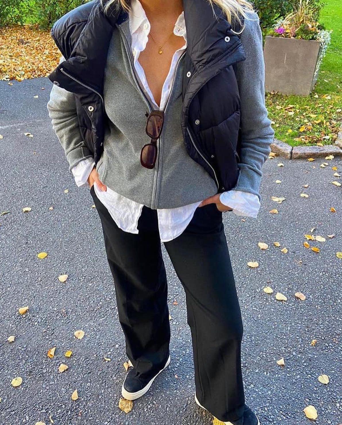 패딩조끼도 꺼내볼까🖤💚 이미지6