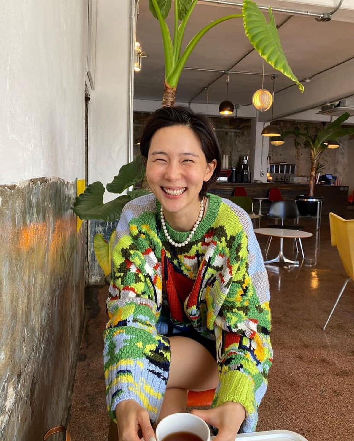 화사한 니트 입고싶은 날💚🌼 이미지