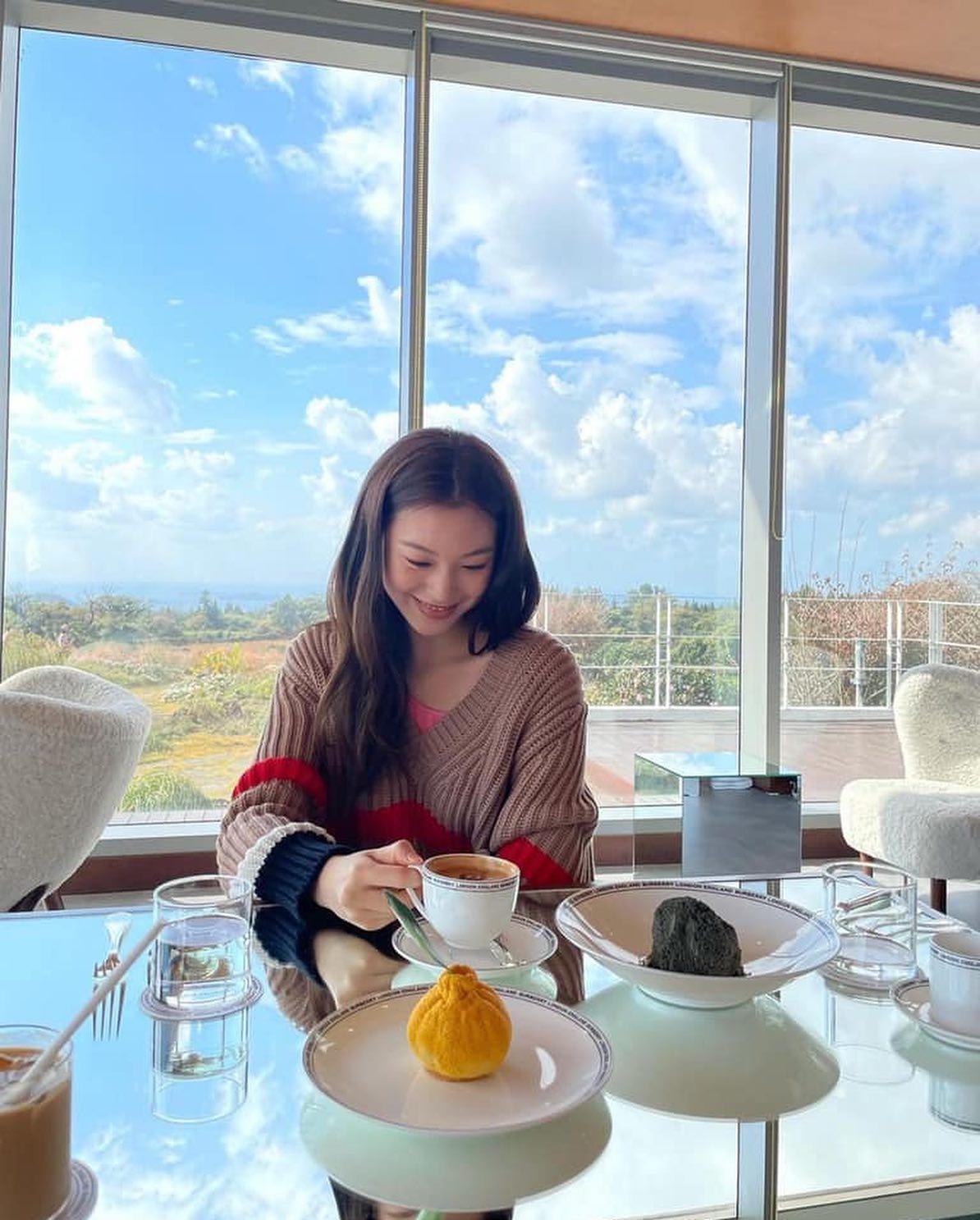 모델 분위기 김도연 데일리🤎 이미지7