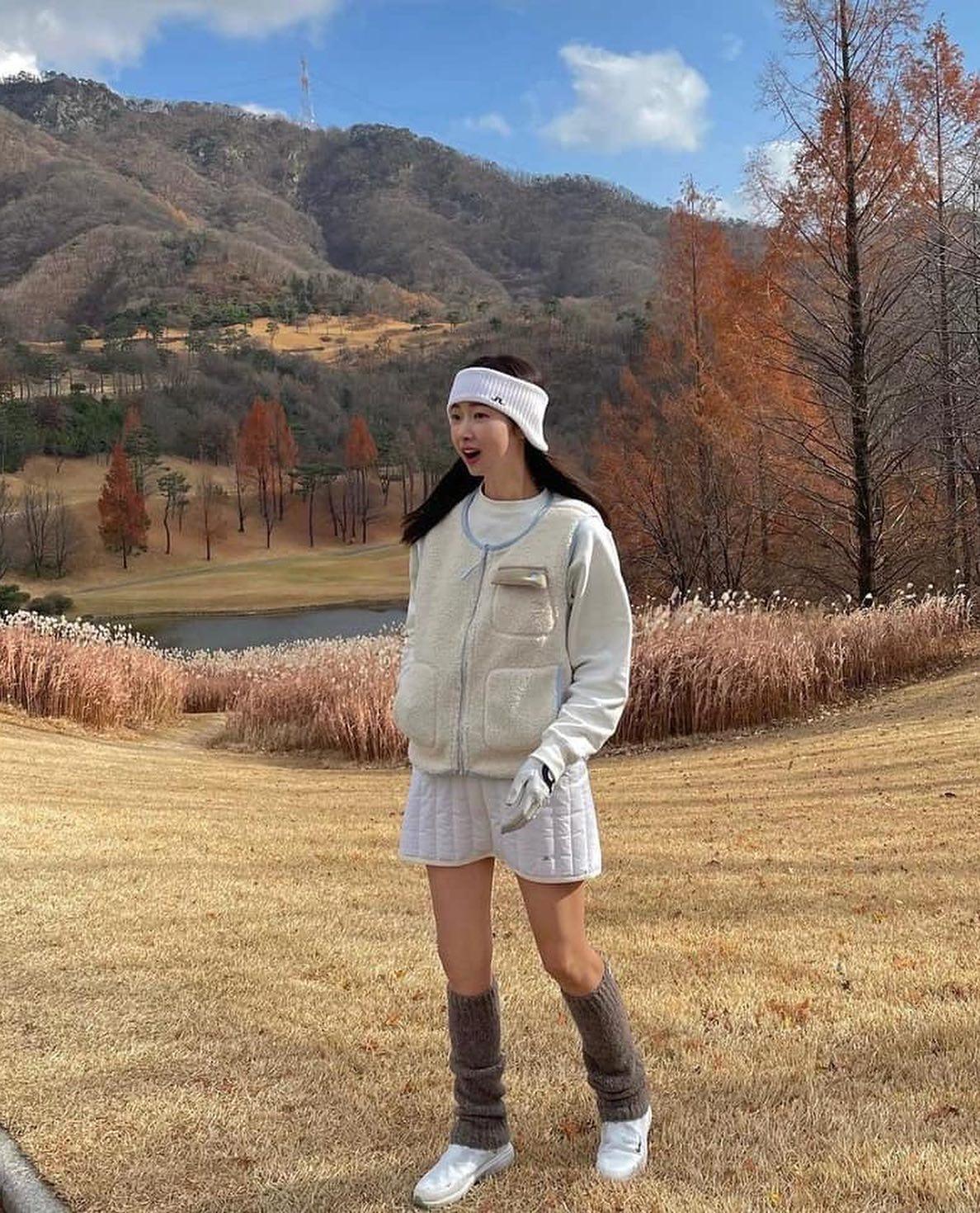 멋진 언니들🏌🏻‍♀️💚골프웨어 스타일 이미지2