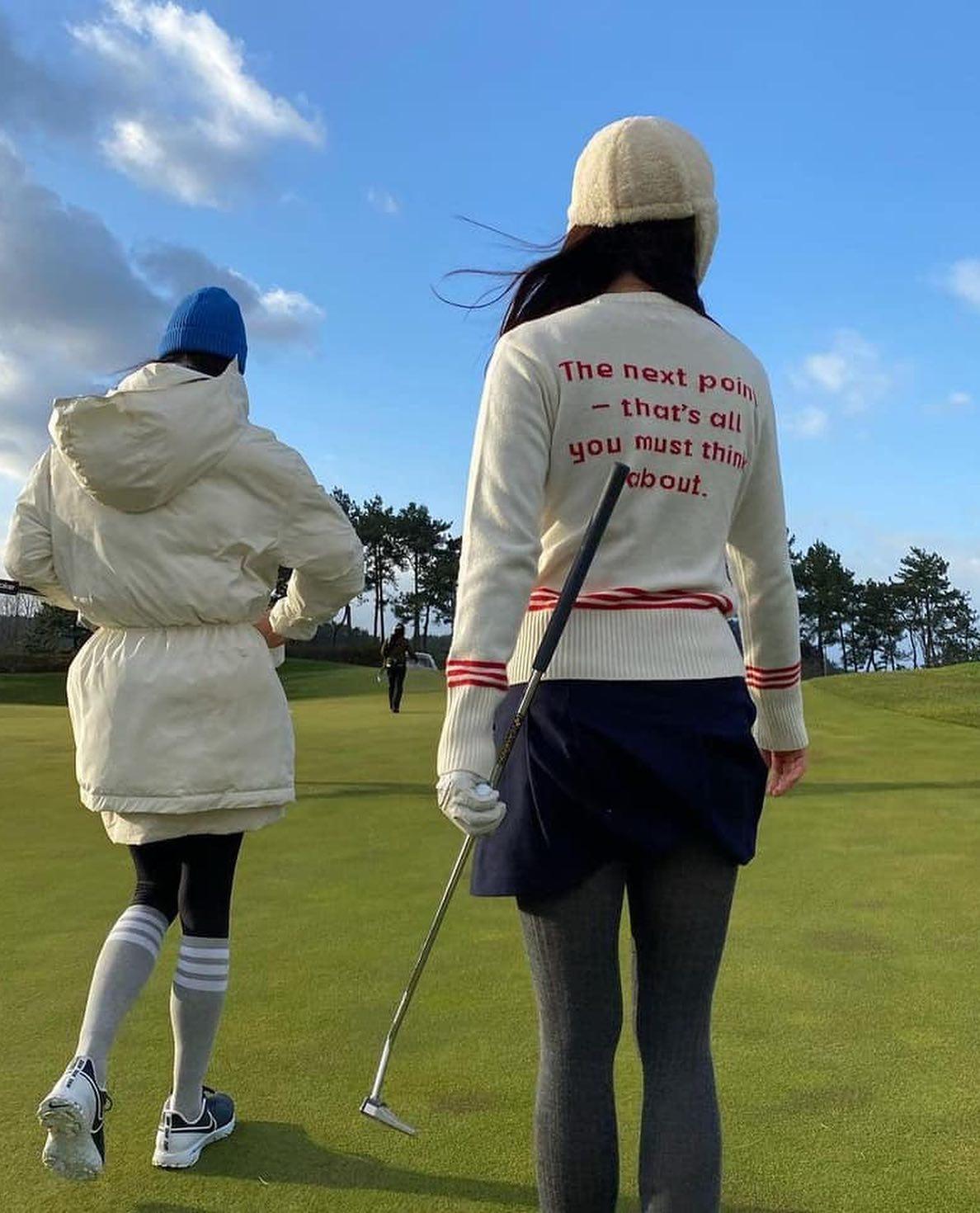 멋진 언니들🏌🏻‍♀️💚골프웨어 스타일 이미지4